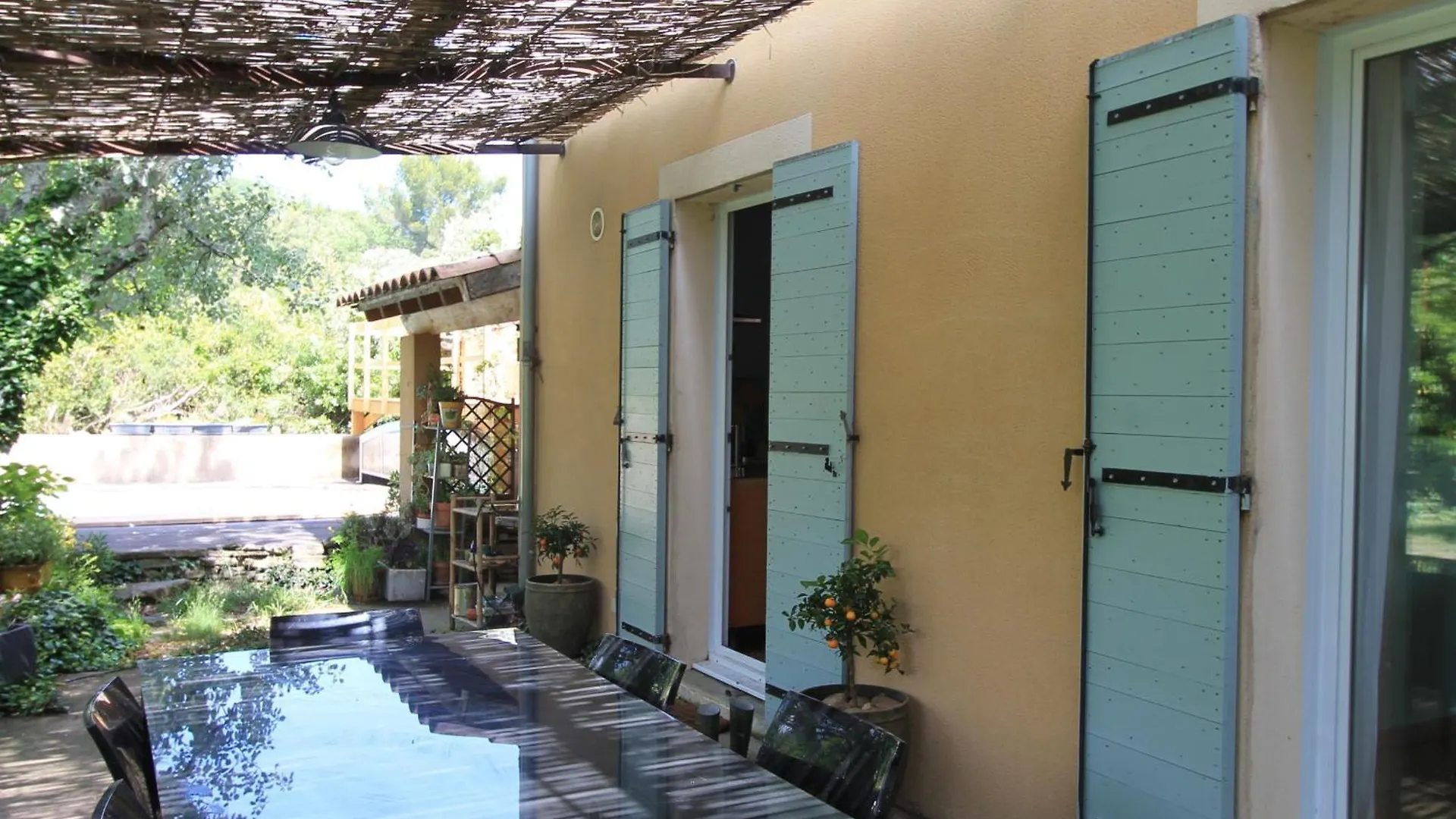O Grand Air Villa Saint-Saturnin-les-Avignon 0*,  France